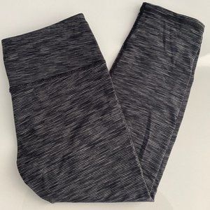 ATHLETA Yoga Capri Pants